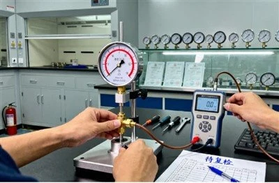 Pressure Gauge Calibration